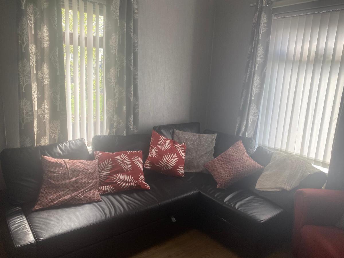 Claire'S Airbnb 2 Belfast Exterior photo
