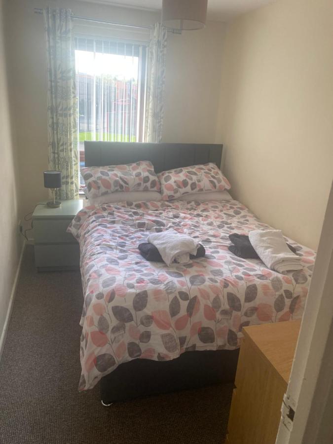 Claire'S Airbnb 2 Belfast Exterior photo